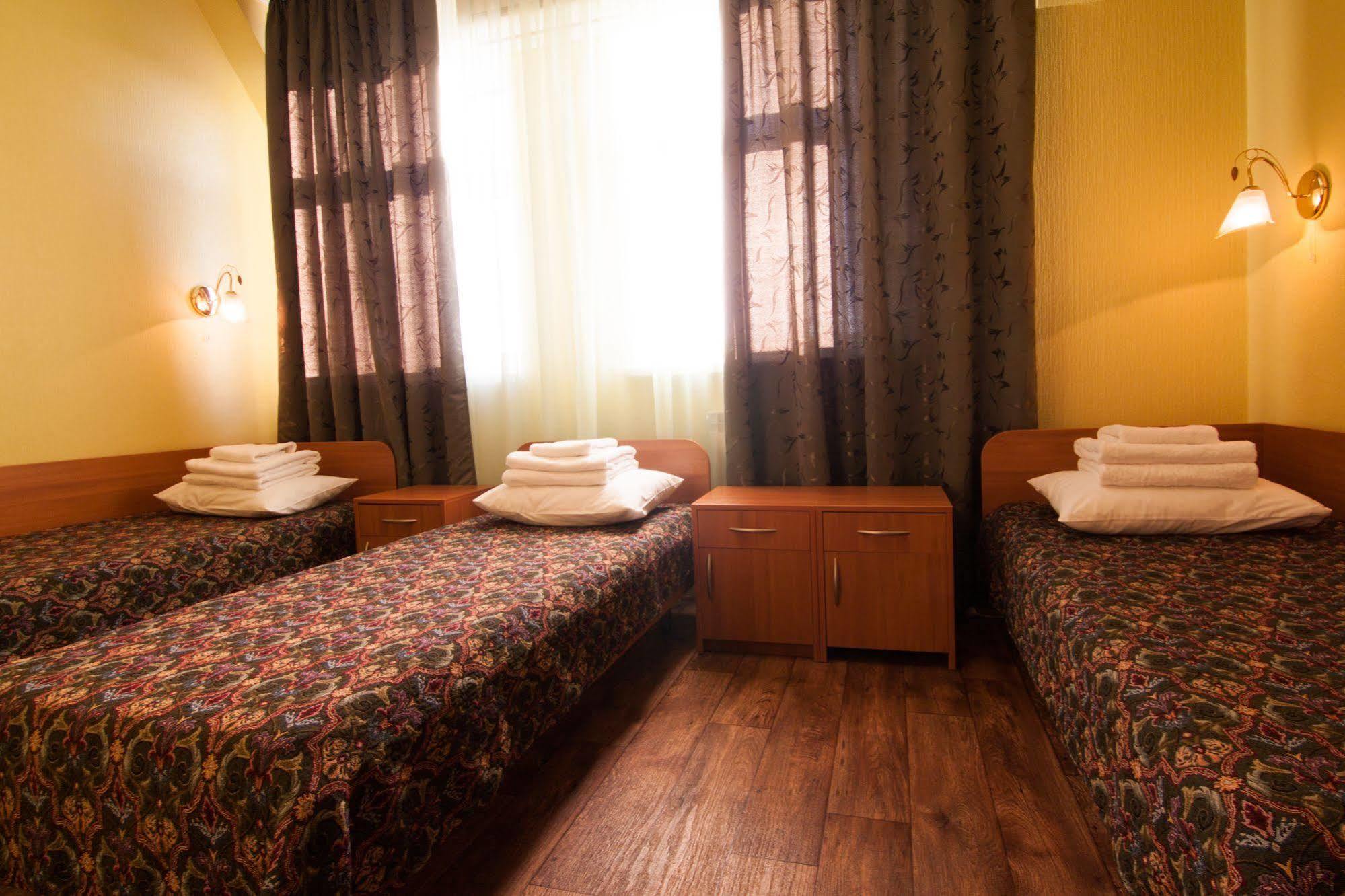 Mini-hotel on Elektrotechnichnaya Street 18 Kiew Exterior foto