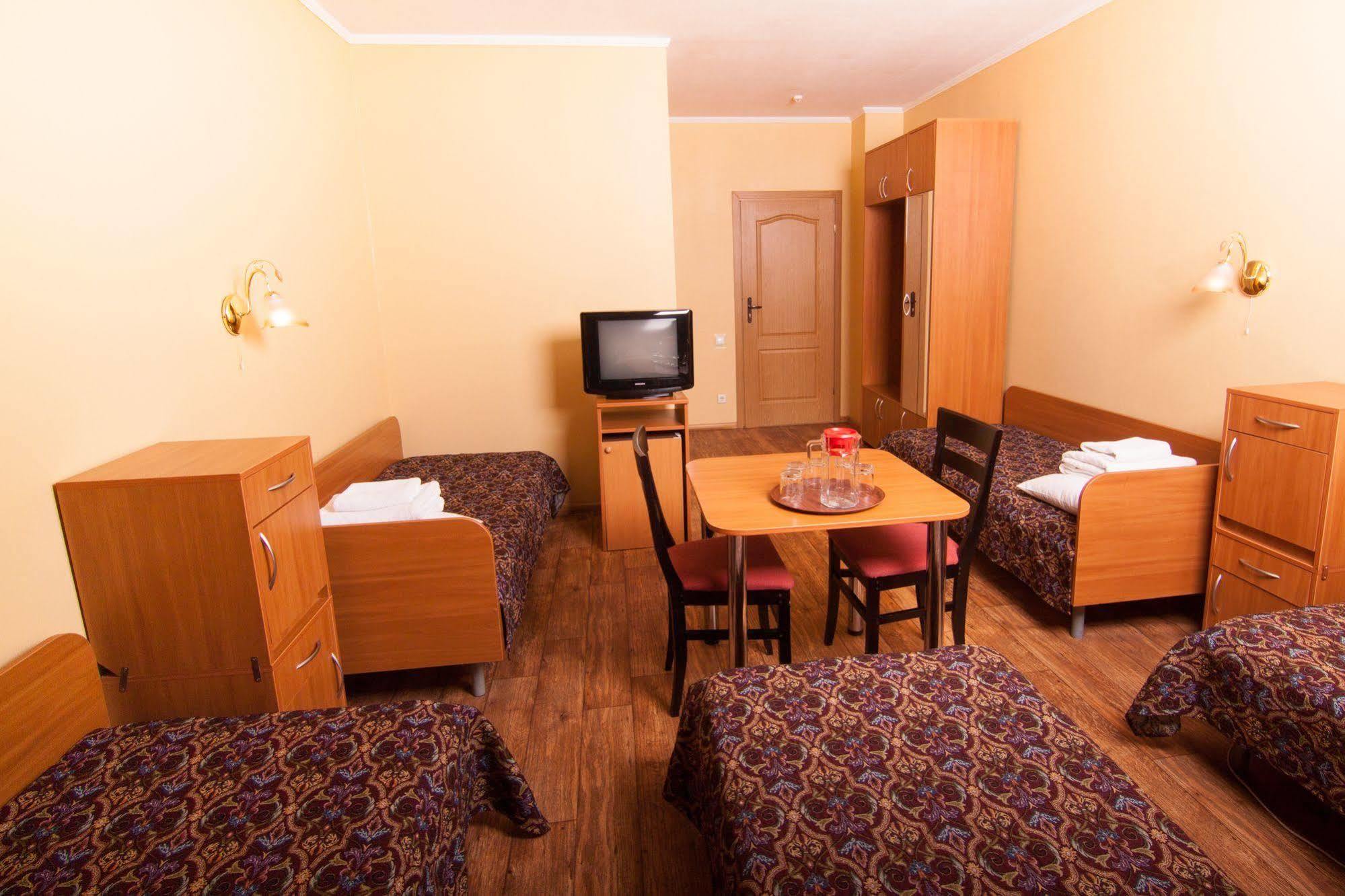 Mini-hotel on Elektrotechnichnaya Street 18 Kiew Exterior foto